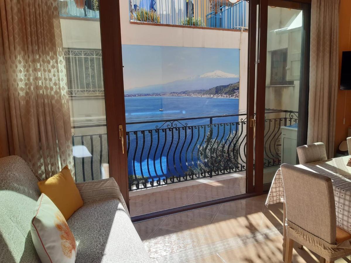 Il Corallo Rosso Giardini Naxos Exteriör bild